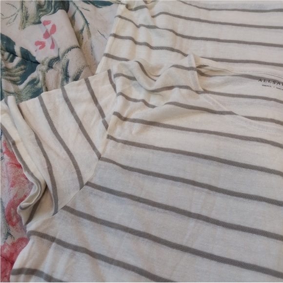 NWT All Saints Windle SS Crew Chalk/Mirage Blue Size Small - Picture 5 of 7